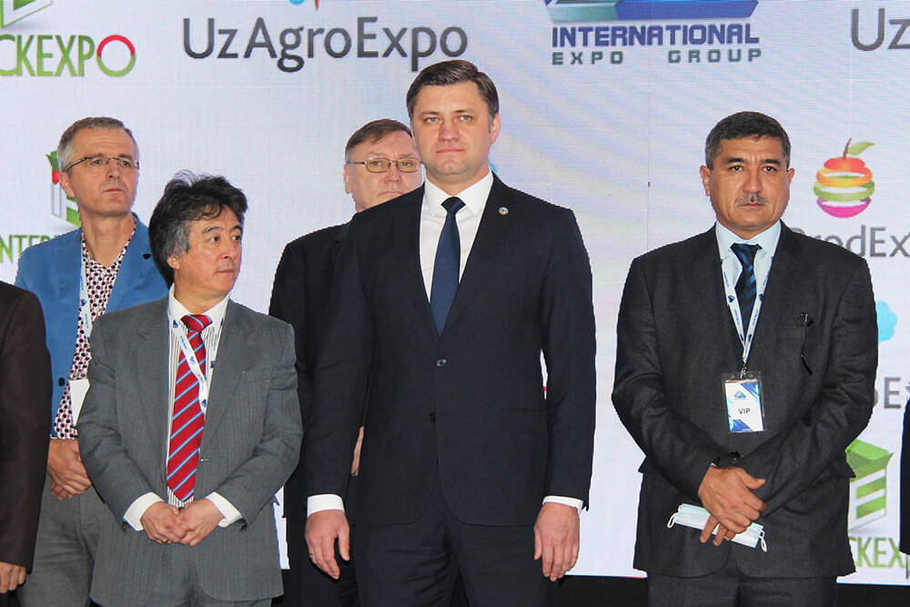 "August" la UzAgroExpo 2021